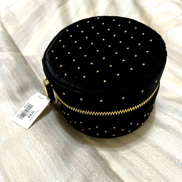 Velvet Jewelry Organizer/Holder - Picture 1 of 4